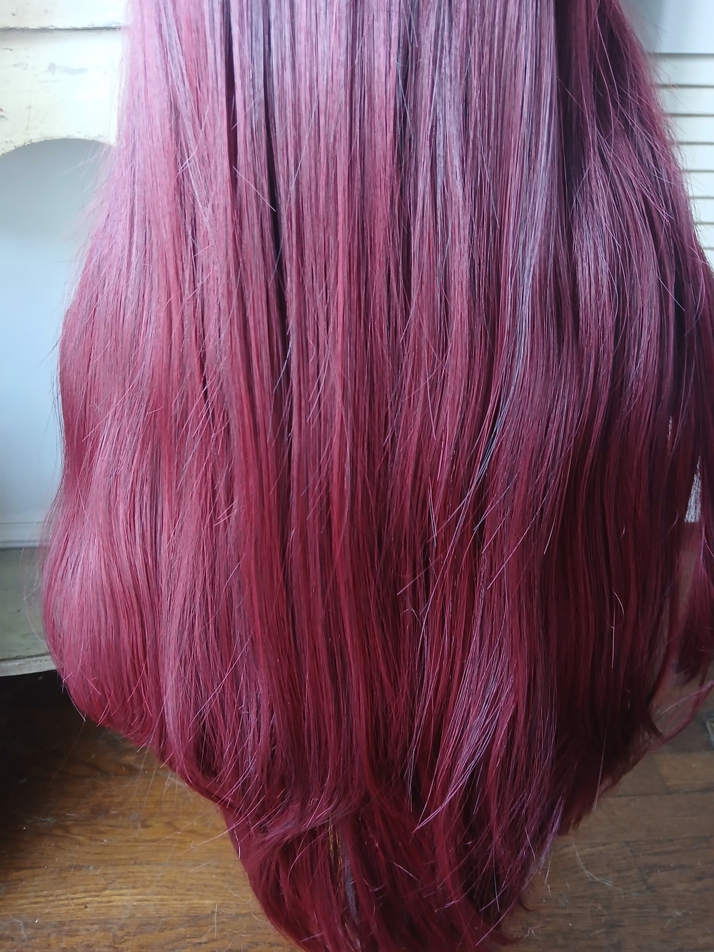 Long Straight Burgundy Women’s Wig - Brand New - Picture 2 of 8
